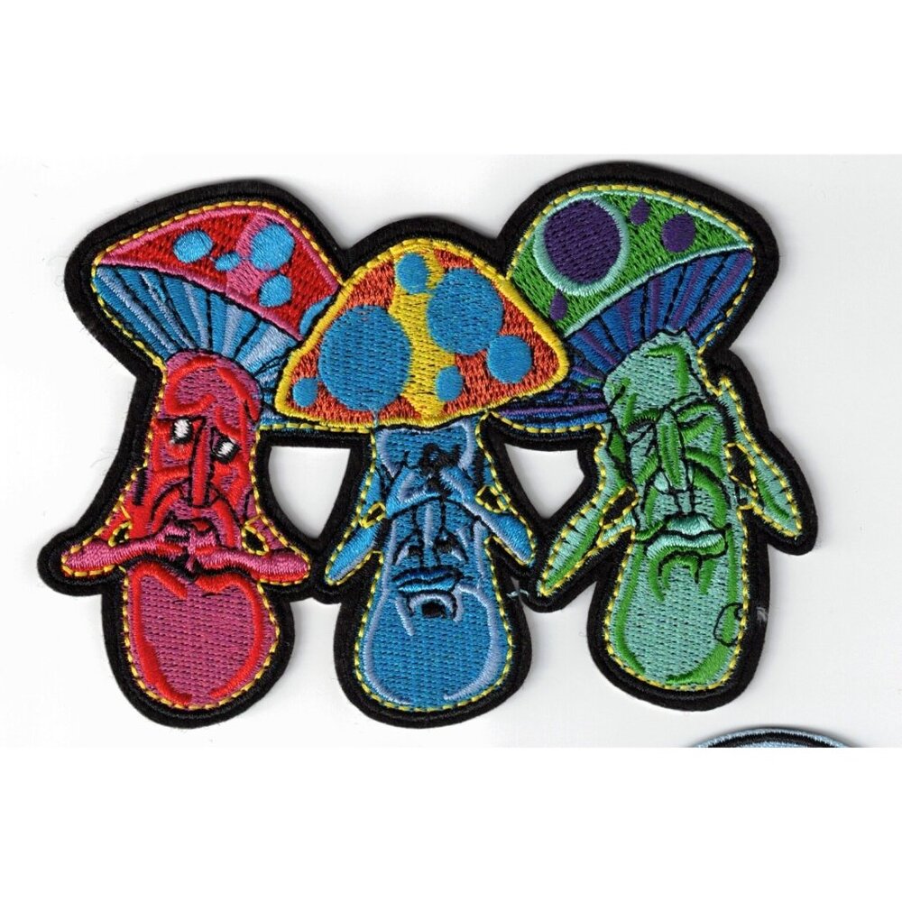 Mushroom Cue 3 Faces 5in Embroidered Iron-on Patch Applique Psychedelic